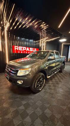 FORD RANGER 3.2 XLT 4X4 CD 20V DIESEL 4P AUTOMÁTICO FORD RANGER 3.2 XLT 4X4 CD 20V DIESEL 4P AUTOMÁTICO
